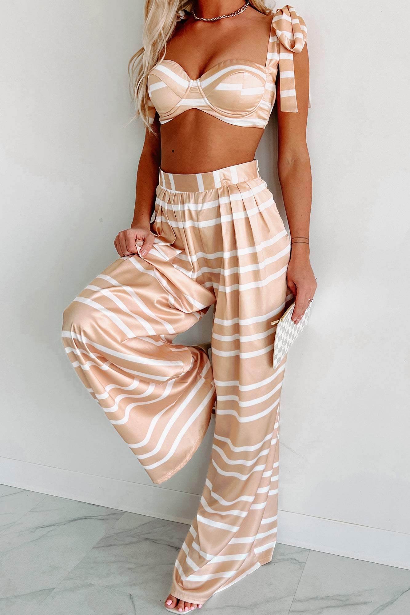 18 Loose Crop Top Outfits To Repeat - Styleoholic
